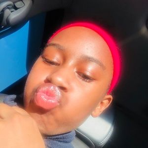 Meet your Posher, Marianna